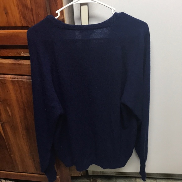 Britt v-Neck Sweater - Picture 2 of 4